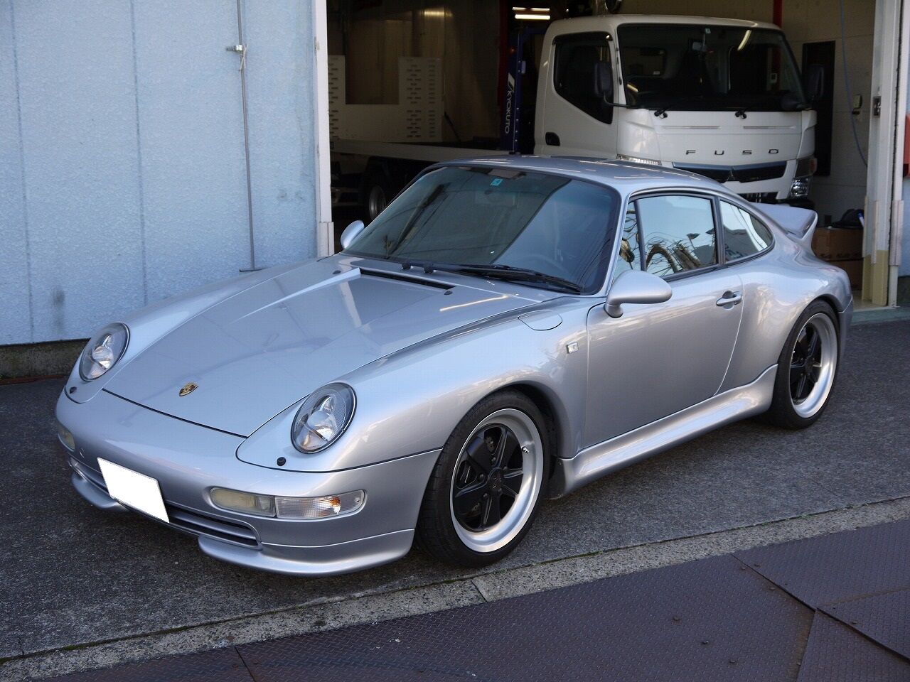 ６ＭＴの９９３がやってきました | ガレージJ